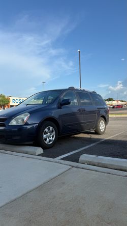 2008 KIA Sedona