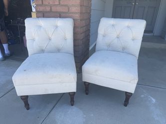 Accent chairs