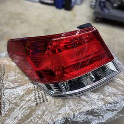 Subaru Legacy Driver Tailight