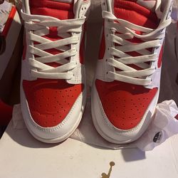 Nike Dunk Low Retro