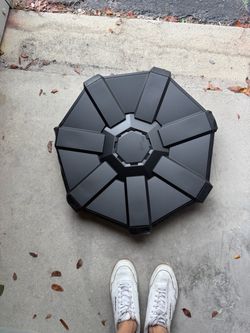 Set of 4 new Tesla rim caps