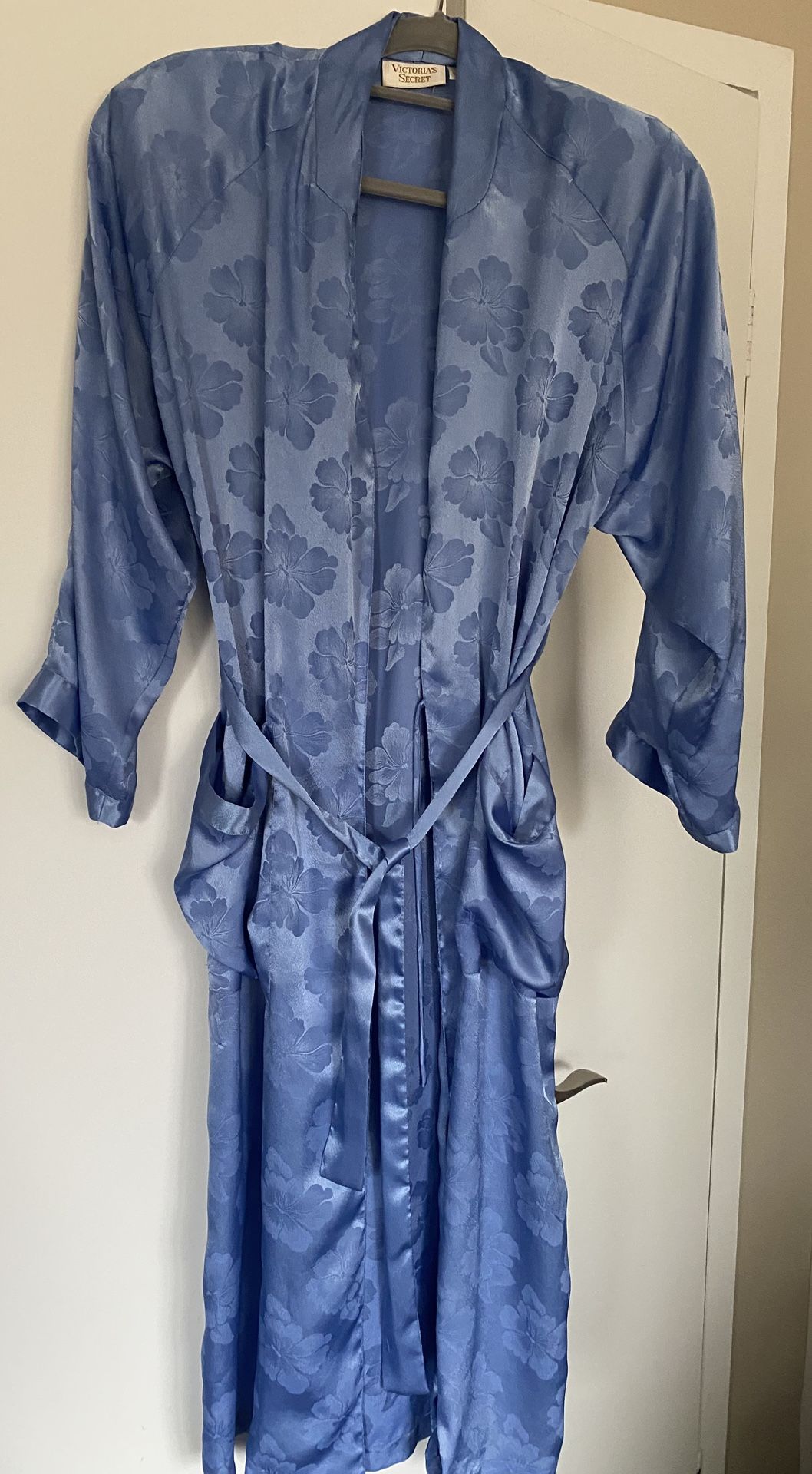 🧥VS - Womens Floral Embossed Kimono Style Robe - P/S