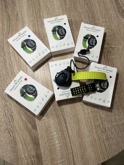Rechargeable Smart Watch with USB Charging
