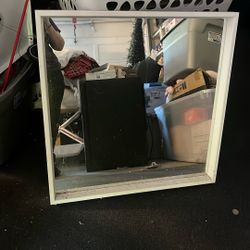 White Wall Mirror For Vanity