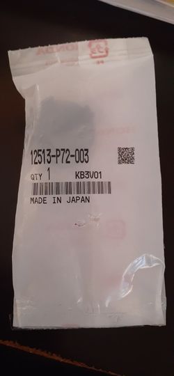 Camshaft plug 03 Civic