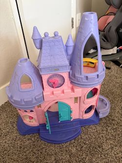 Little people castle