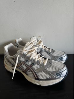 BRAND NEW! Mens Asics Gel-1130 (Cream/Mahogany)