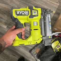 18 Gauge Brad Nail Gun 