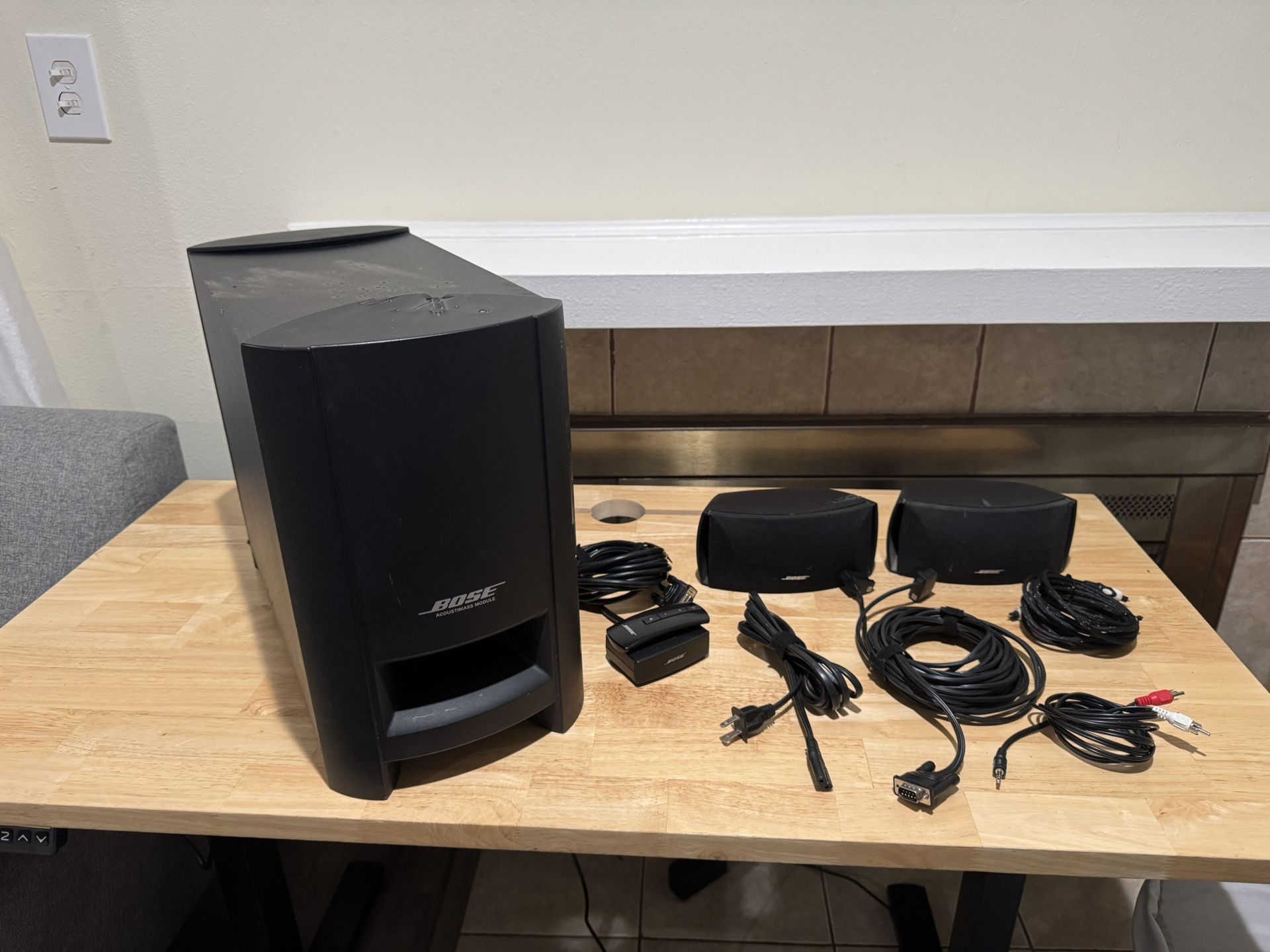 Bose CineMate GS Series II Digital Home Theater Speaker System VG