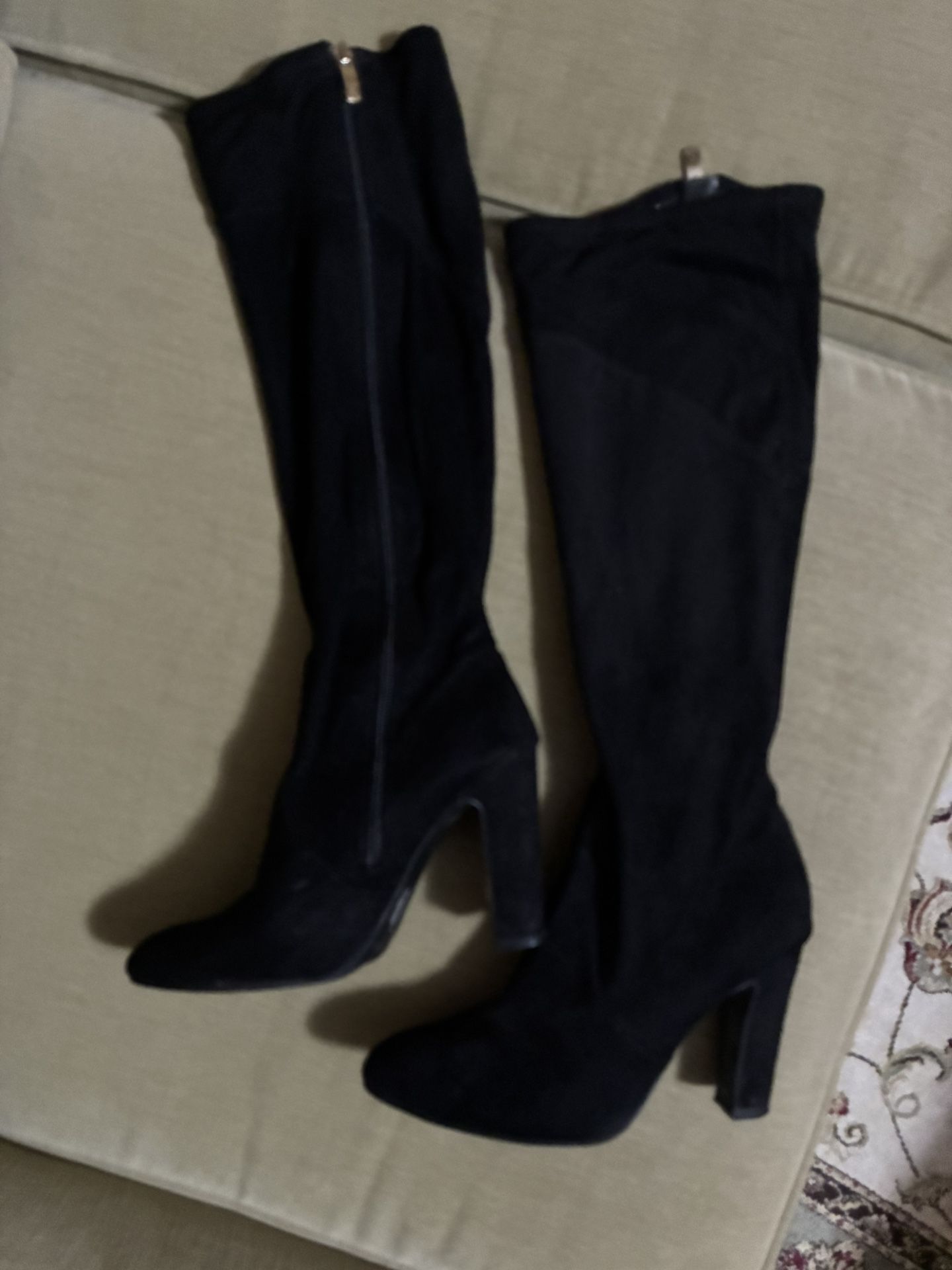 Like New Black Liz Claiborne Boots