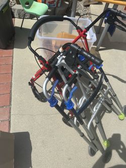 Free walkers