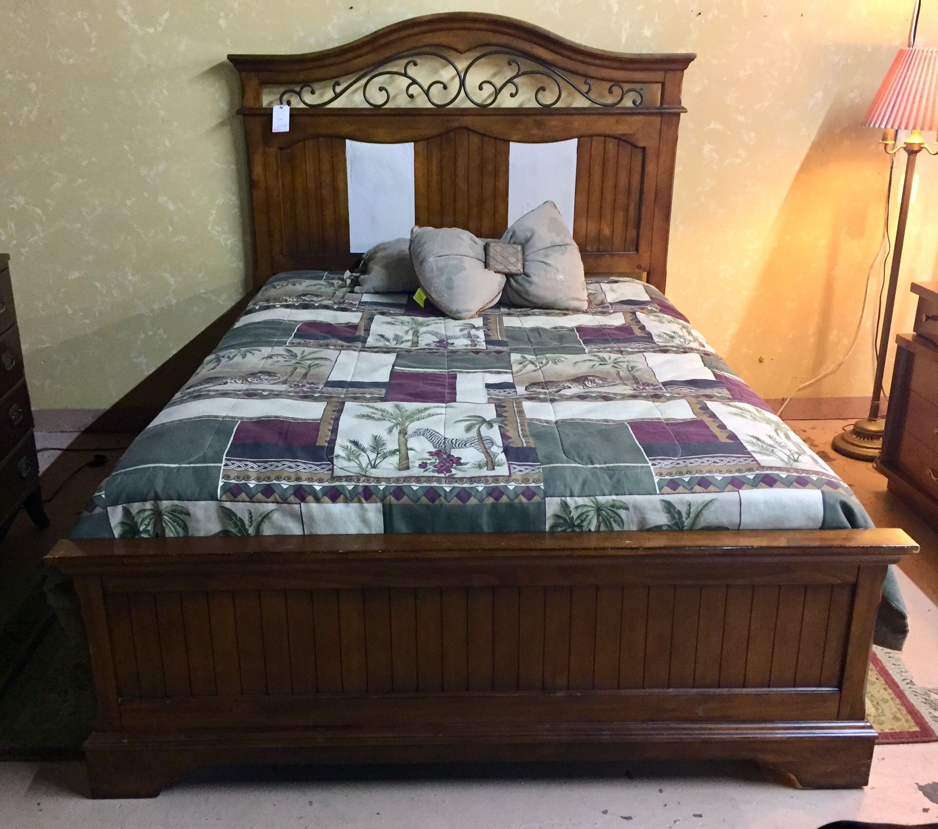 Vintage Maple Queen Size Bed w Iron Accent in Headboard