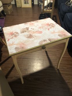 Accent Table 