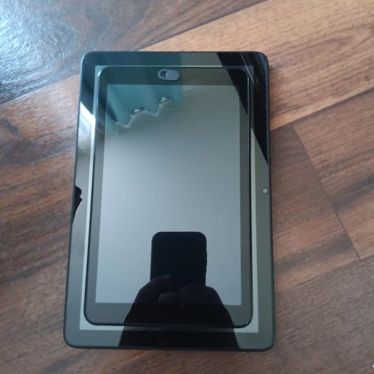 (2) Tablets - USED - Working Condition