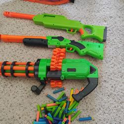 Assorted Nerf Guns 