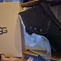 Ugg Size 1