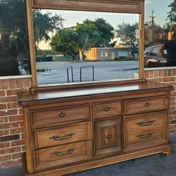 Dresser W Mirror 