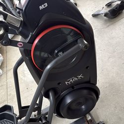 Bowflex max trainer M3