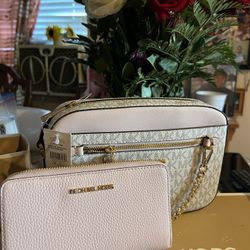 Crossbody Michael Kors y Wallet 