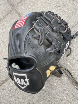GOAT baseball glove American Kip leather! 9.5” Normal wear but a very nice quality glove