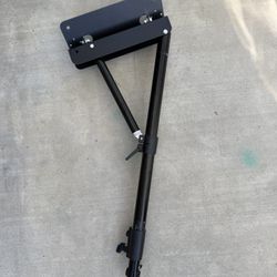 Wall Mount Bar For Ring Iight $18 Also Have Ring Light Barber Shop, Tattoo Shop Make Up Artists $35,