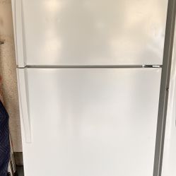 Like New Whirlpool Refrigerator 