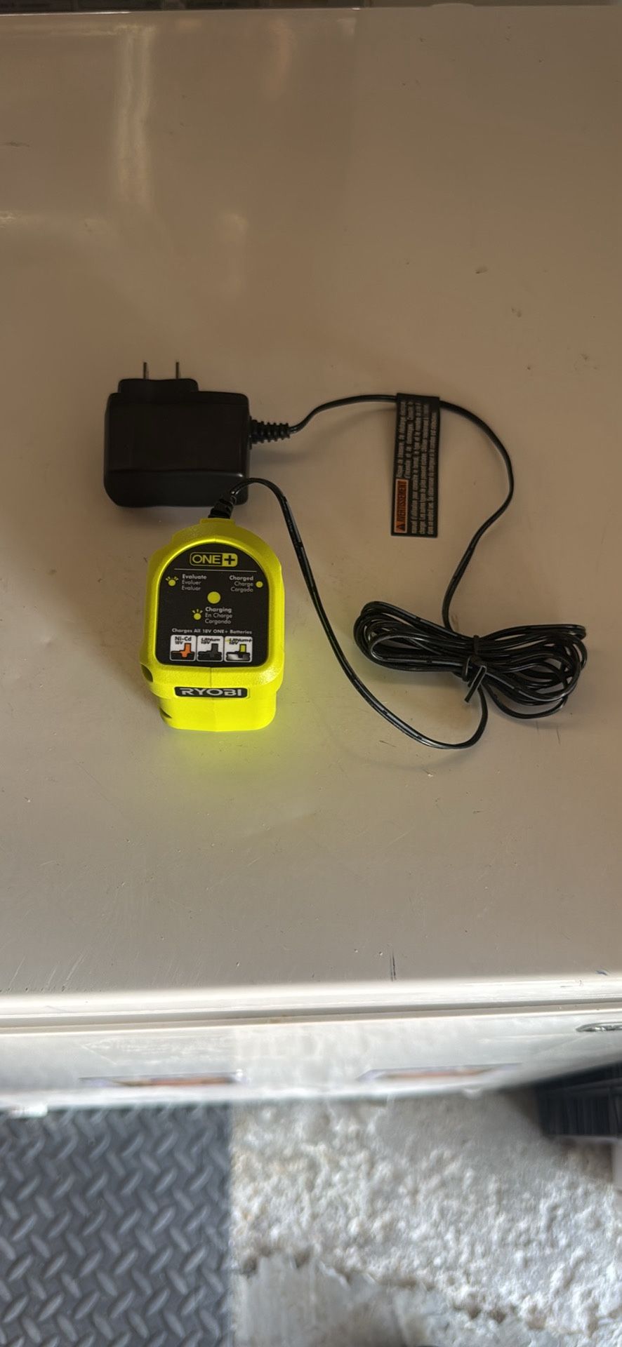 Ryobi Charger