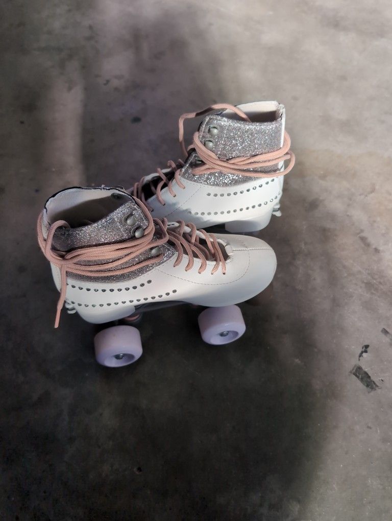 Skates 