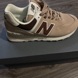 Women’s New Balance 574 Size 6 1/2