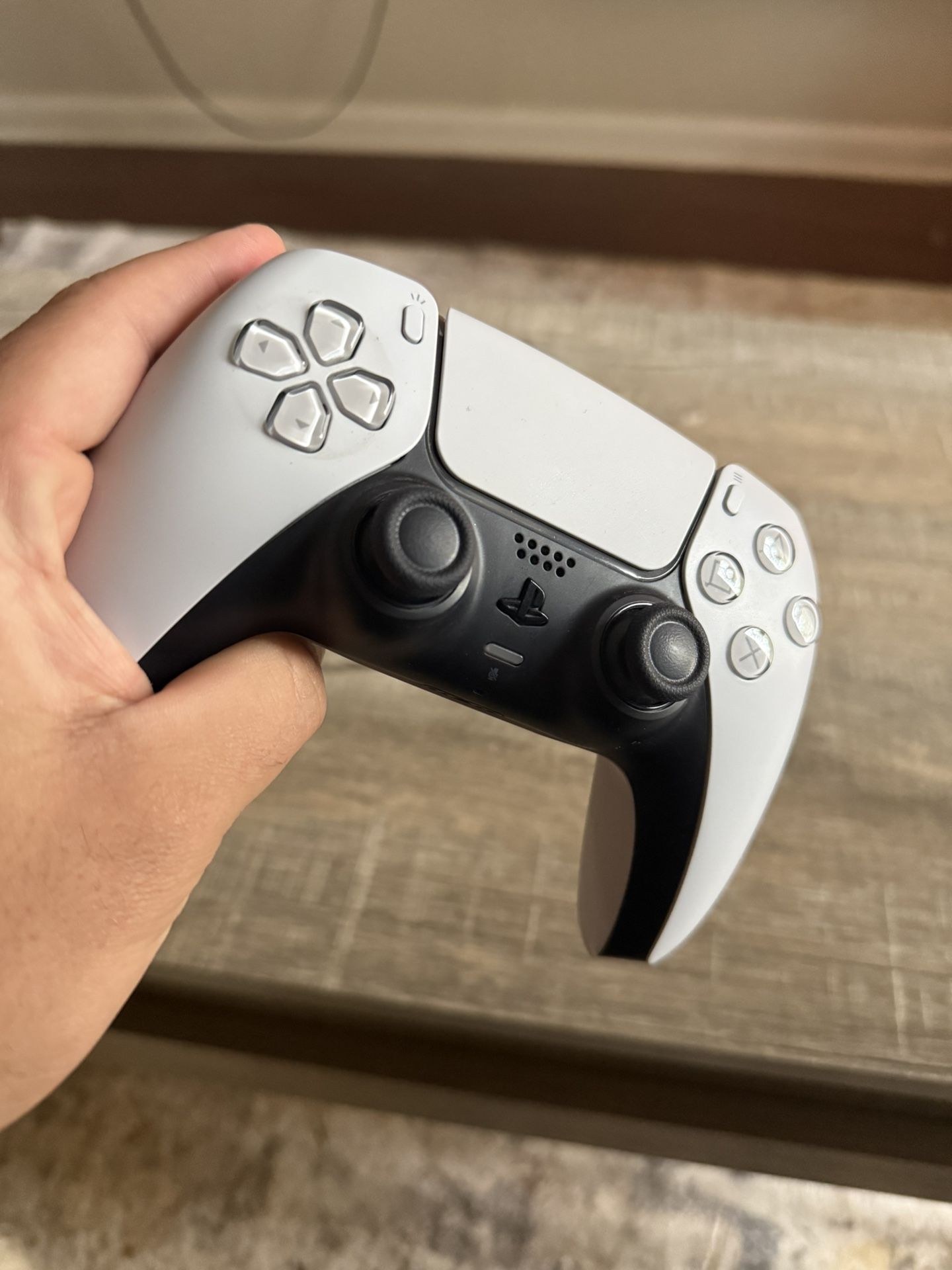 PlayStation 5 DualSense Wireless Controller – White