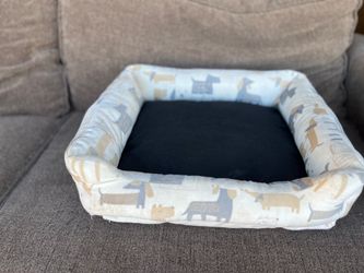 Small dog bed