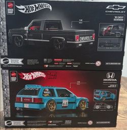 Hot Wheels Brick Shop Set of 2 – Chevy Silverado & Honda Civic EF