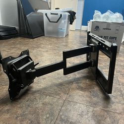 Full Motion TV Mount 