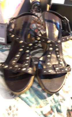 Cloud walkers shoes 7.5
