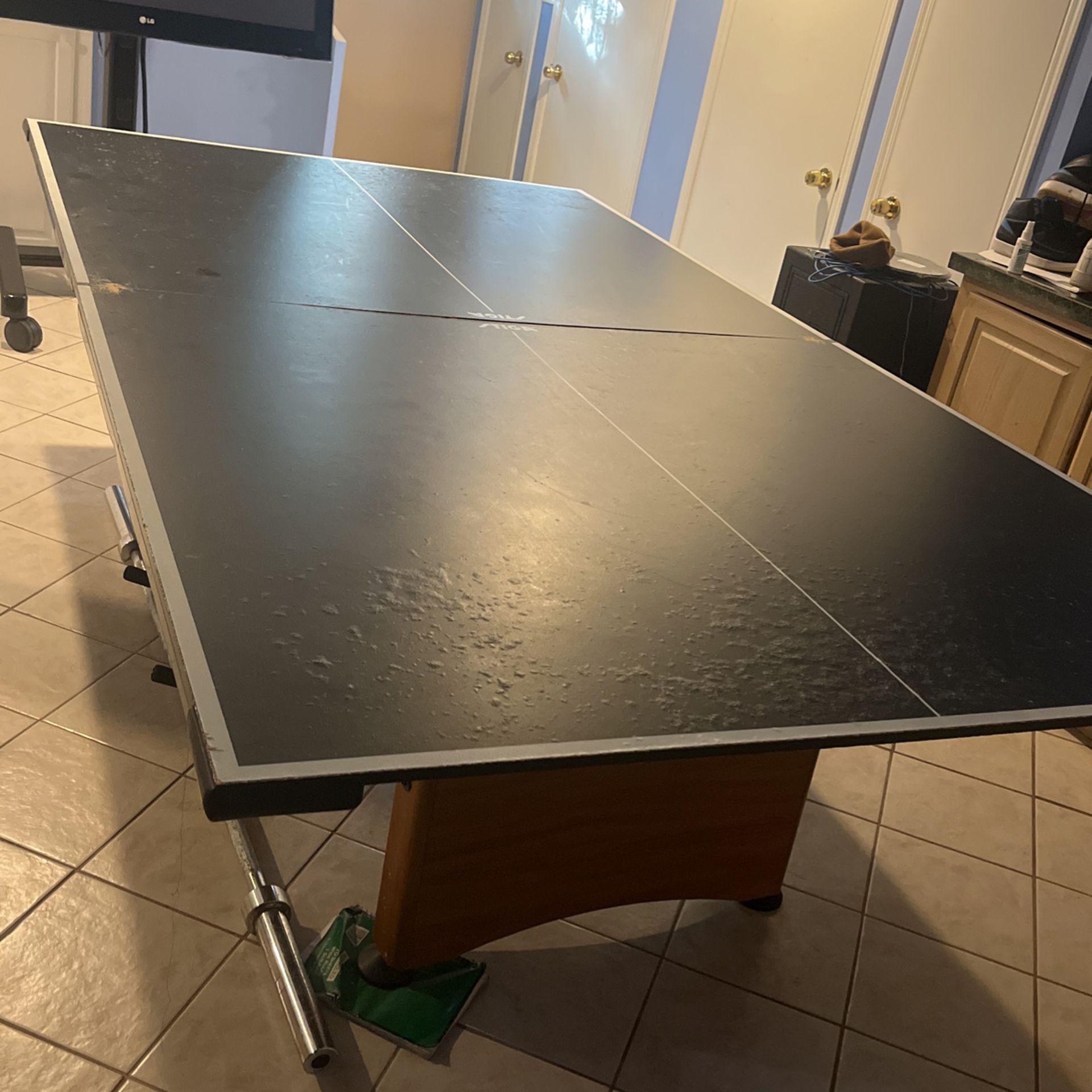 Ping-pong/pool Table 