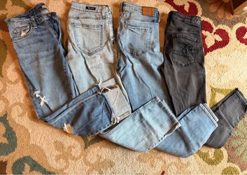 Women’s Designer & Name-Brand Jeans Bundle – Sizes 2–3 / 26 – $65 OBO