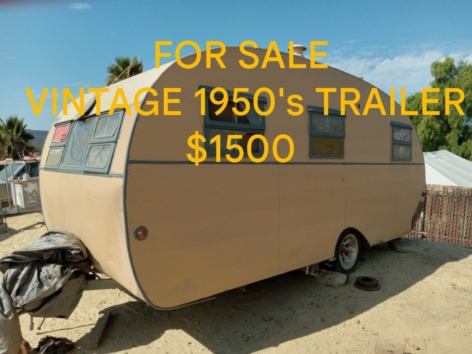 1950s Vintage Trailer 