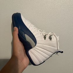 Jordan 12 French Blue 6y