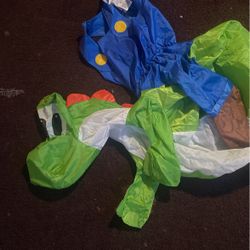 Mario On Yoshi Inflatable 