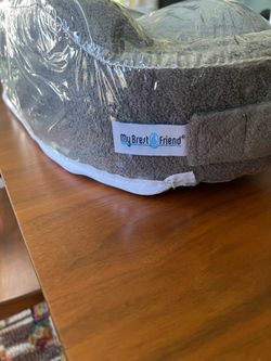 BrestFriend breastfeeding pillow
