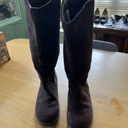 Brown Suede Ugg Boots 