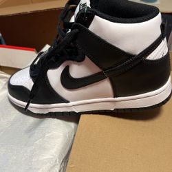 Nike Panda Dunks Hi Retro