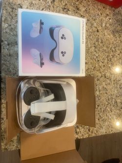 Meta Quest 3S 128GB VR Headset