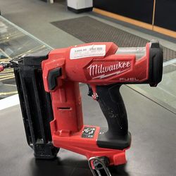 Milwaukee Tool only Nailer and staple (1192)
