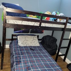 Top Bunk W/ Ladder