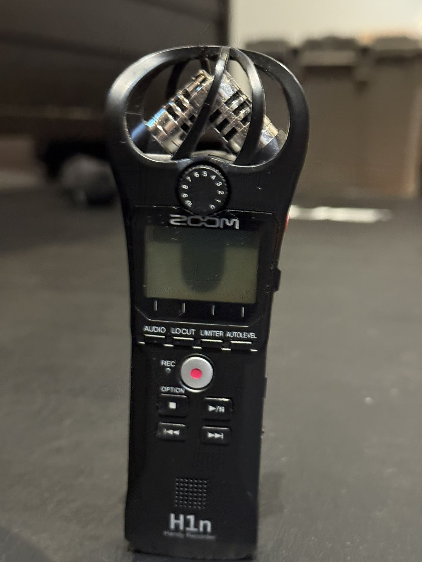 Zoom H1n Portable Handy Recorder with Microphone - Black