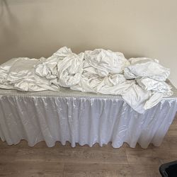 Table Skirts  20pcs Table Skirts 