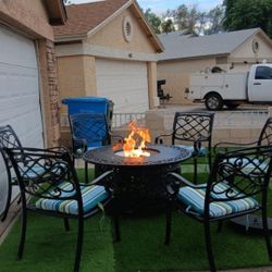 Patio Furniture Good Condition 