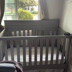 Baby Crib 