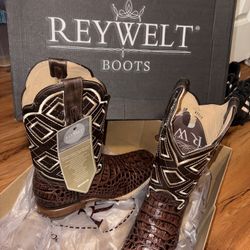 Reywelt Botas 